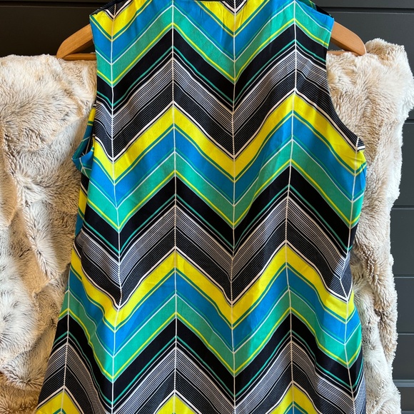 Banana Republic Camisole - Picture 4 of 4